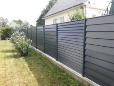 O VERT PAYSAGES: mise en œuvre d'une clôture en Alu